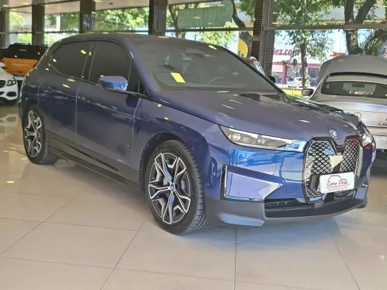 BMW iX ELÉTRICO XDRIVE40