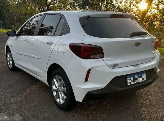 CHEVROLET-ONIX-2021