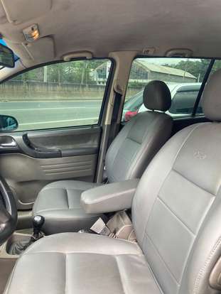 CHEVROLET-ZAFIRA-2004