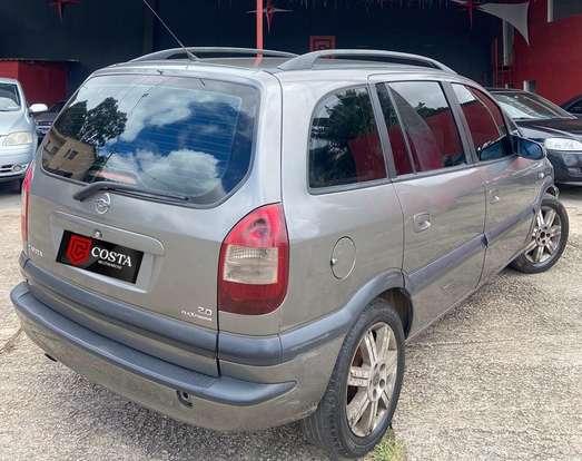 CHEVROLET-ZAFIRA-2004