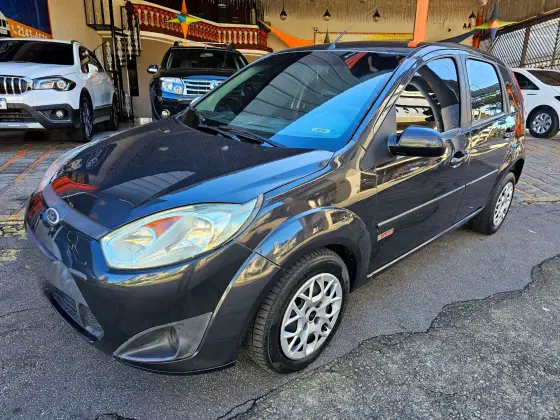 FORD FIESTA 1.6 MPI CLASS HATCH 8V FLEX 4P MANUAL FORD FIESTA 1.6 MPI CLASS HATCH 8V FLEX 4P MANUAL
