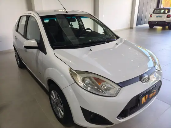 FORD FIESTA 1.6 SE SEDAN 16V FLEX 4P MANUAL