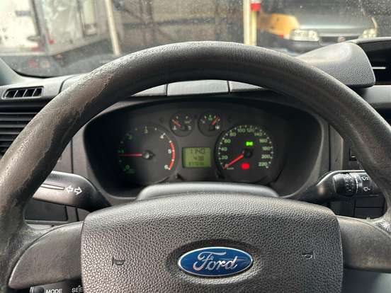 FORD-TRANSIT-2.4 VAN TURBO DIESEL 3P MANUAL FORD-TRANSIT-2008