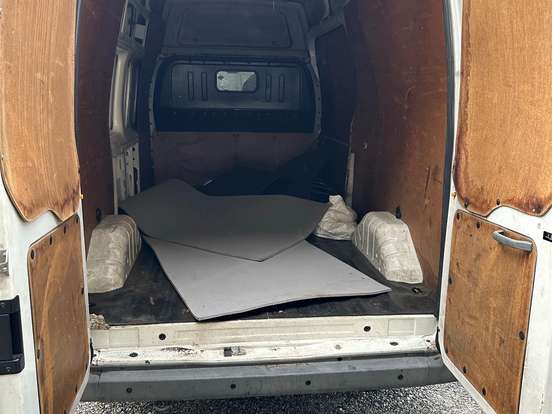 FORD-TRANSIT-2.4 VAN TURBO DIESEL 3P MANUAL FORD-TRANSIT-2008