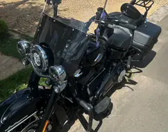 HARLEY-DAVIDSON SOFTAIL HERITAGE CLASSIC HARLEY-DAVIDSON SOFTAIL HERITAGE CLASSIC