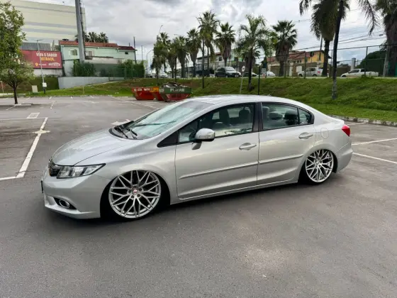 HONDA CIVIC 2.0 LXR 16V FLEX 4P AUTOMÁTICO HONDA CIVIC 2.0 LXR 16V FLEX 4P AUTOMÁTICO