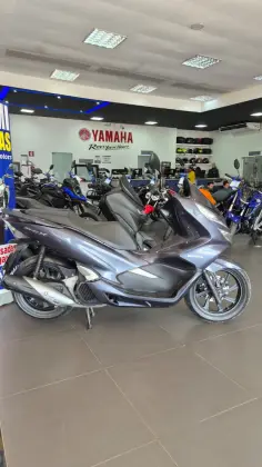 HONDA PCX DLX HONDA PCX DLX