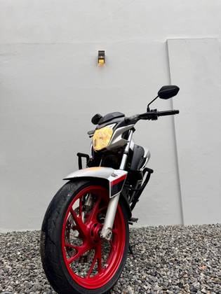 HONDA CB TWISTER 