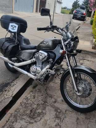 HONDA-SHADOW 600C VT-2000