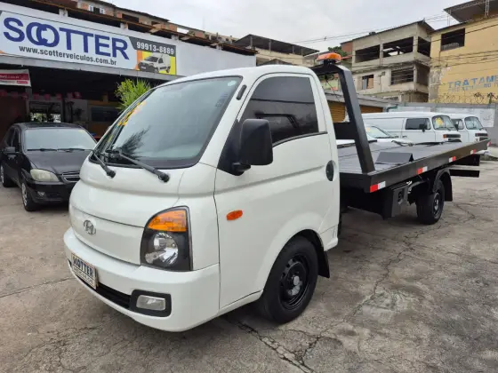 HYUNDAI HR 2.5 LONGO SEM CAÇAMBA 4X2 16V 130CV TURBO INTERCOOLER DIESEL 2P MANUAL
