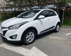 HYUNDAI HB20X 1.6 16V PREMIUM FLEX 4P AUTOMÁTICO HYUNDAI HB20X 1.6 16V PREMIUM FLEX 4P AUTOMÁTICO