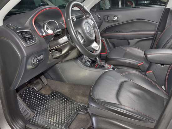 JEEP-COMPASS-2020