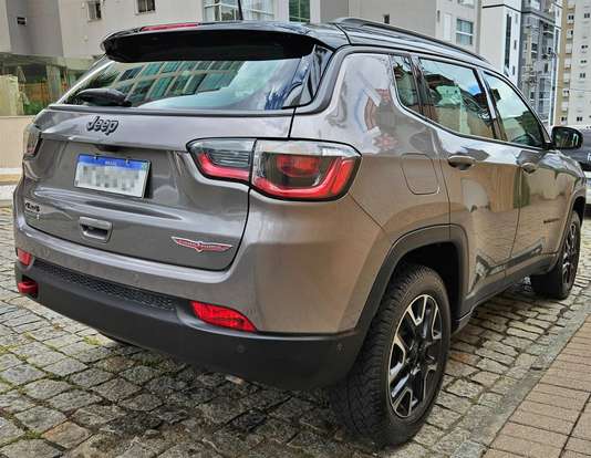 JEEP-COMPASS-2020