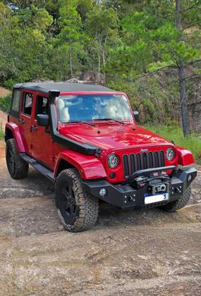 JEEP WRANGLER 3.6 UNLIMITED SPORT 4X4 V6 GASOLINA 4P AUTOMÁTICO