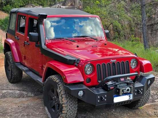 JEEP-WRANGLER-3.6 UNLIMITED SPORT 4X4 V6 GASOLINA 4P AUTOMÁTICO JEEP-WRANGLER-2011