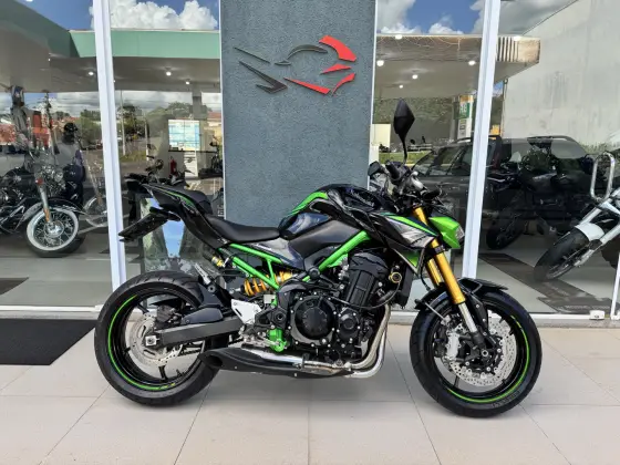 KAWASAKI Z900 R EDITION 