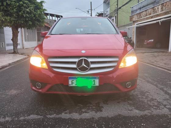 MERCEDES-BENZ B 200 1.6 TURBO GASOLINA 4P AUTOMÁTICO