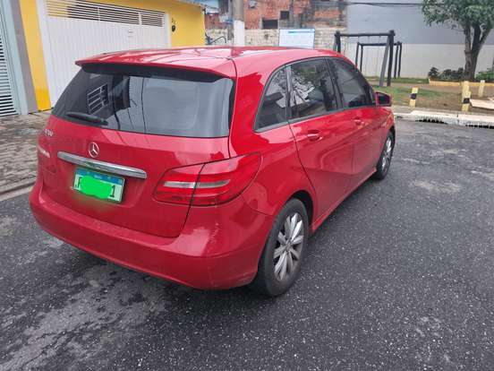 MERCEDES-BENZ-B 200-2013