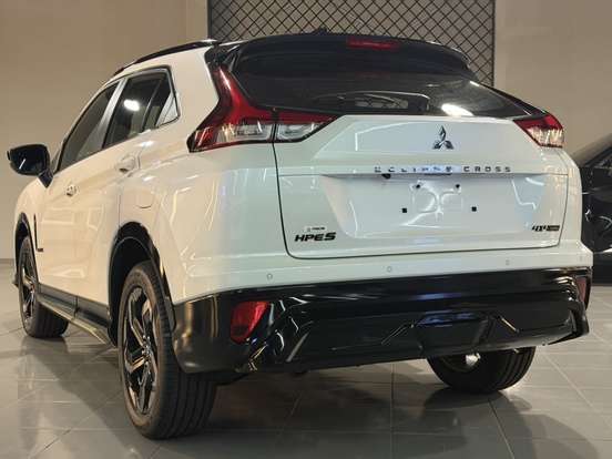 MITSUBISHI-ECLIPSE CROSS-1.5 MIVEC TURBO GASOLINA HPE-S BLACK S-AWC CVT MITSUBISHI-ECLIPSE CROSS-2026