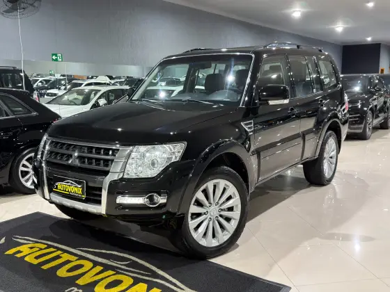 MITSUBISHI PAJERO FULL 3.2 HPE 4X4 16V TURBO INTERCOOLER DIESEL 4P AUTOMÁTICO