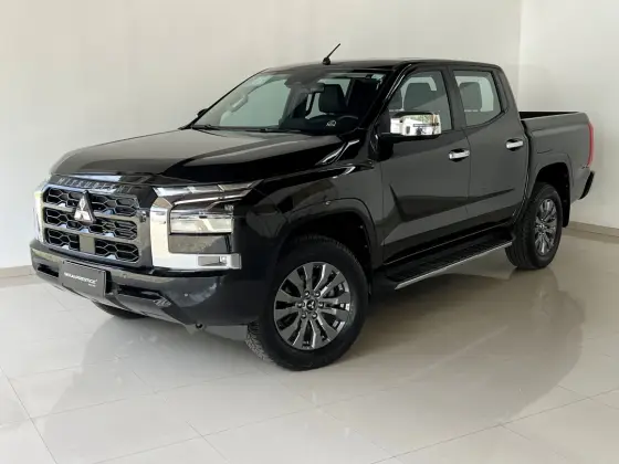 MITSUBISHI TRITON 2.4 BITURBO DIESEL CD HPE-S 4X4 AUTOMÁTICO