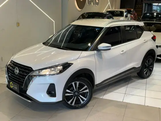 NISSAN KICKS 1.6 16V FLEXSTART ADVANCE XTRONIC NISSAN KICKS 1.6 16V FLEXSTART ADVANCE XTRONIC