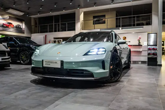 PORSCHE TAYCAN 4 CROSS TURISMO ELÉTRICO