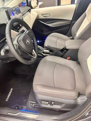 TOYOTA-COROLLA-2026