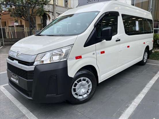 TOYOTA-HIACE-2024