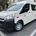 TOYOTA HIACE 2.8 D-4D TURBO DIESEL MINIBUS 15+1 DX AUTOMÁTICO TOYOTA HIACE 2.8 D-4D TURBO DIESEL MINIBUS 15+1 DX AUTOMÁTICO
