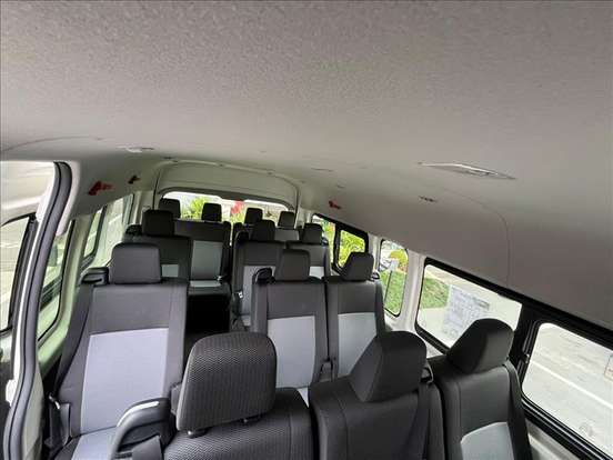 TOYOTA-HIACE-2024