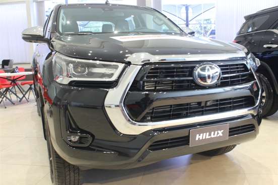 TOYOTA-HILUX-2026