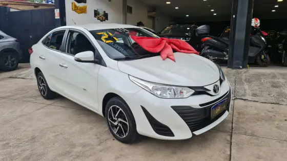 TOYOTA YARIS 1.5 16V FLEX SEDAN XL LIVE MULTIDRIVE