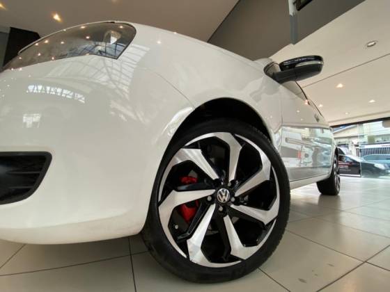 /en/city/cate-car-used-car/volkswagen-polo-2013-2-0-mi-sportline-8v-flex-4p-manual-44115076589946880/-14