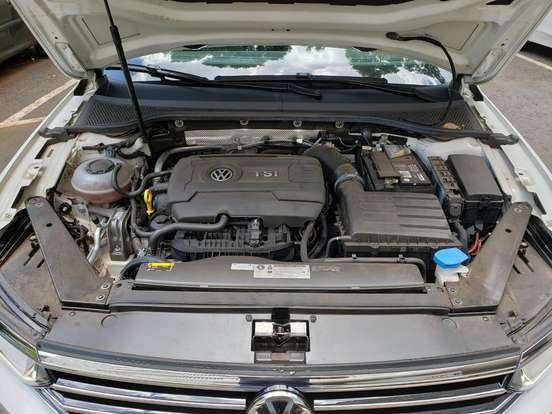 VOLKSWAGEN-PASSAT-2018