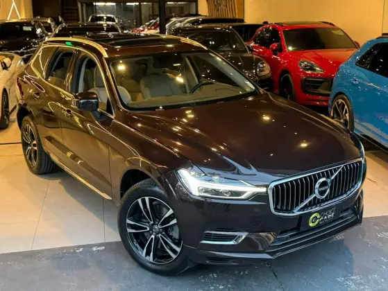 VOLVO XC60 2.0 T8 HYBRID MOMENTUM AWD GEARTRONIC
