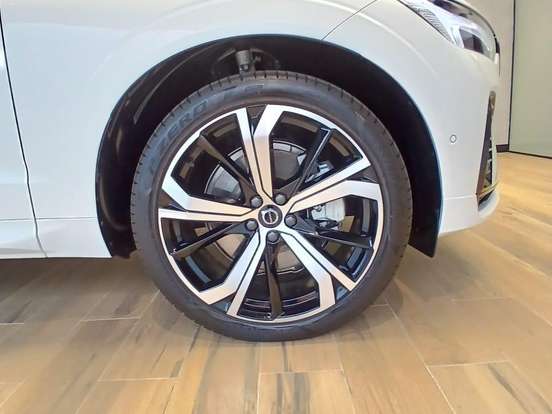 VOLVO-XC60-2.0 T8 RECHARGE ULTRA AWD GEARTRONIC VOLVO-XC60-2024