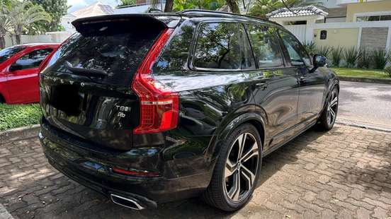 VOLVO-XC90-2020