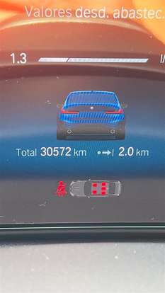 BMW-320i-2022