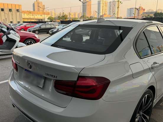 BMW-320i-2.0 SPORT 16V TURBO ACTIVE FLEX 4P AUTOMÁTICO BMW-320i-2018
