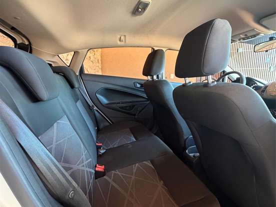 FORD-FIESTA-1.5 S HATCH 16V FLEX 4P MANUAL FORD-FIESTA-2015