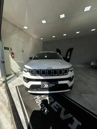 JEEP COMPASS 1.3 T270 TURBO FLEX LONGITUDE AT6 JEEP COMPASS 1.3 T270 TURBO FLEX LONGITUDE AT6
