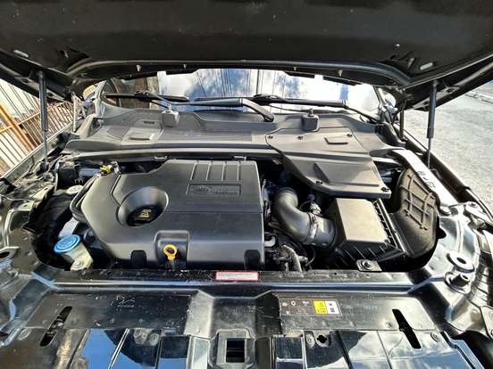 LAND ROVER-DISCOVERY SPORT-2016