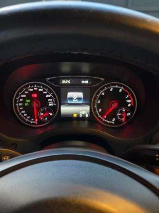 MERCEDES-BENZ-B 200-2016