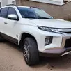MITSUBISHI L200 TRITON 2.4 16V TURBO DIESEL SPORT HPE-S TERRA CD 4P 4X4 AUTOMÁTICO MITSUBISHI L200 TRITON 2.4 16V TURBO DIESEL SPORT HPE-S TERRA CD 4P 4X4 AUTOMÁTICO