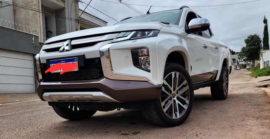 MITSUBISHI-L200 TRITON-2024