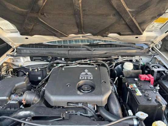 MITSUBISHI-PAJERO DAKAR-3.2 4X4 16V TURBO INTERCOOLER DIESEL 4P AUTOMÁTICO MITSUBISHI-PAJERO DAKAR-2013