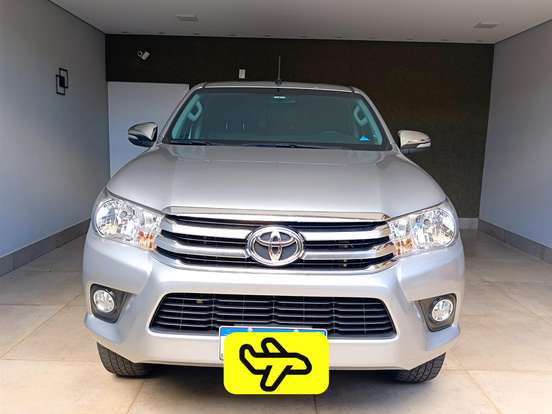 TOYOTA-HILUX-2.7 SRV 4X2 CD 16V FLEX 4P AUTOMÁTICO TOYOTA-HILUX-2017
