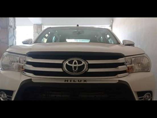 TOYOTA-HILUX-2.8 STD 4X4 CD 16V DIESEL 4P MANUAL TOYOTA-HILUX-2018