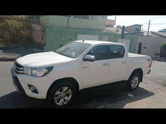 TOYOTA-HILUX-2.8 STD 4X4 CD 16V DIESEL 4P MANUAL TOYOTA-HILUX-2018